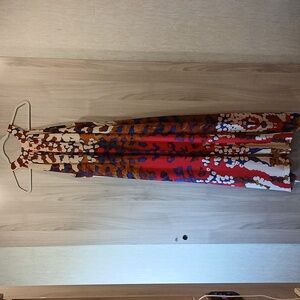 NWT Chelsie & Theodore Women's Maxi Dress Size Medium